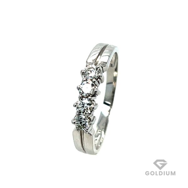 Baltā zelta gredzens ar briljantiem 0.31ct