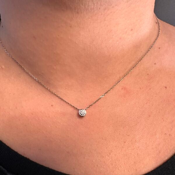 Zelta kaklarota ar briljantu 0.10ct — изображение 4