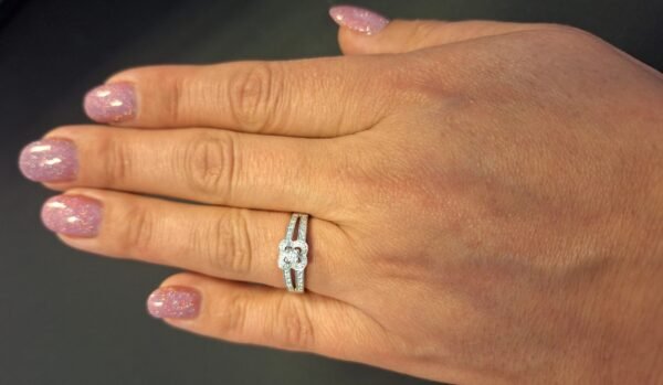 Baltā zelta gredzens ar briljantiem 0.08+0.23ct - Image 2