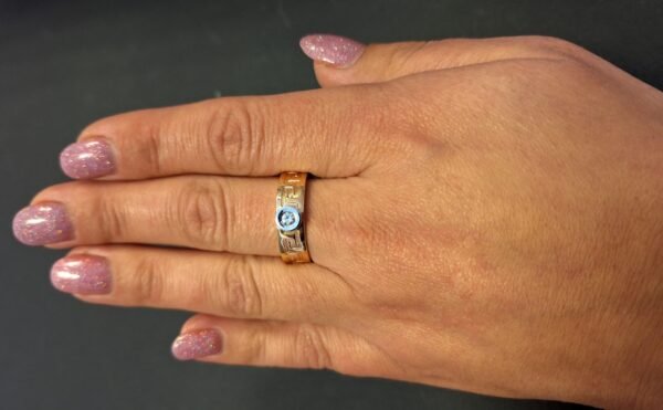 Zelta gredzens ar briljantu 0.13ct — изображение 2