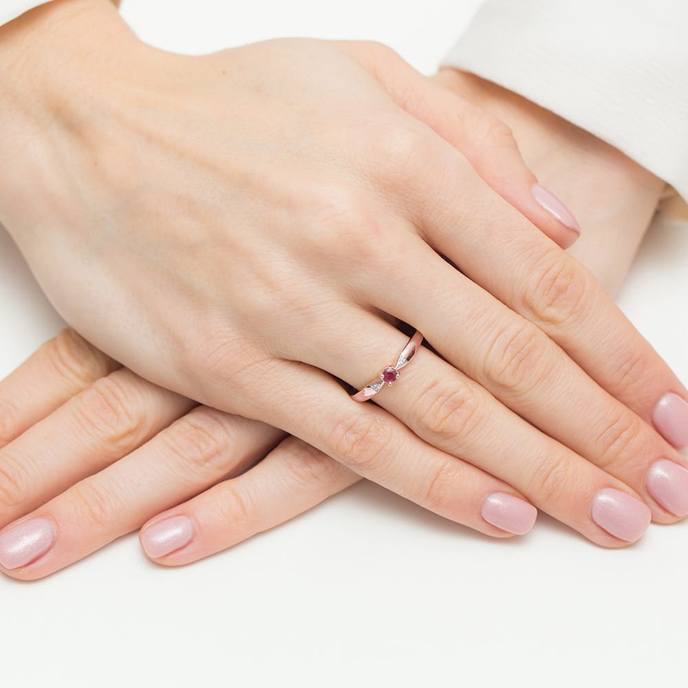 Zelta gredzens ar briljantiem 0.01ct, rubīns 0.15ct — изображение 2