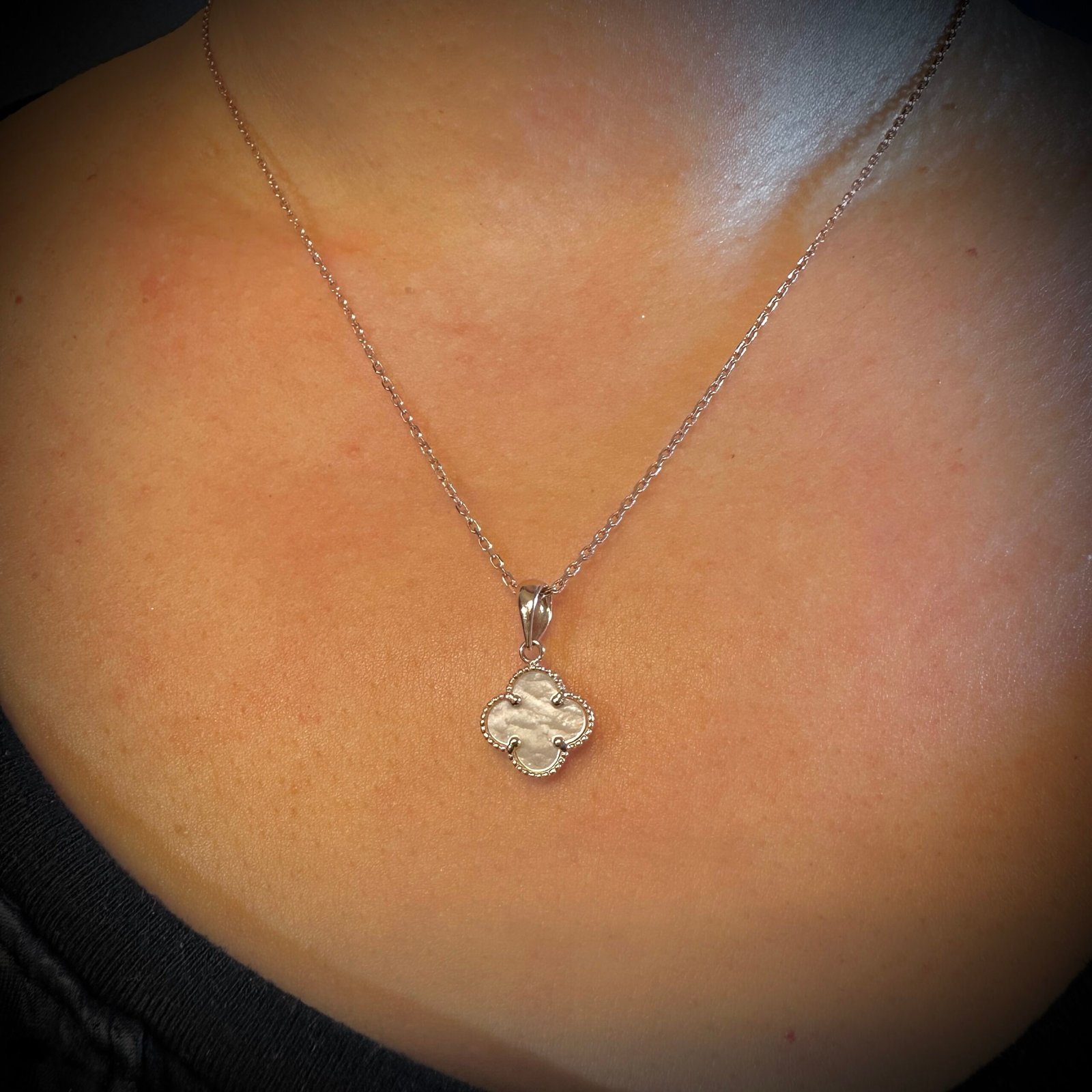 Zelta kulons ar perlamutru 1.35gr - Image 2