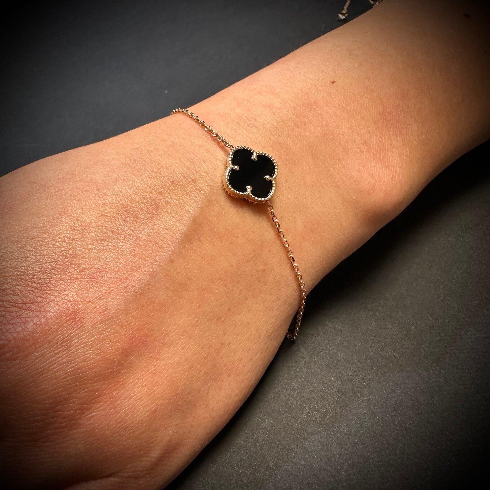 Zelta aproce ar oniksu 2.58gr - Image 2